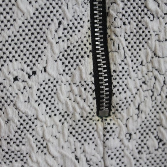 RW&CO white peplum top | S - Picture 5 of 5